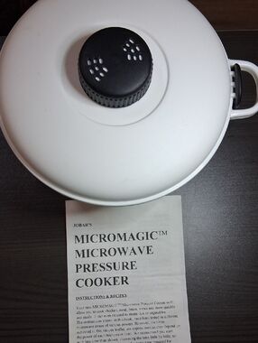 White Microwave Pressure Cooker with Black Vent Knob